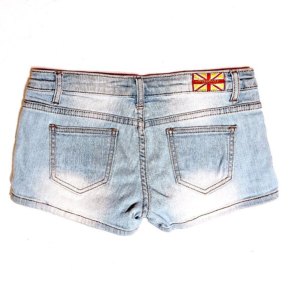 Machine Pour Neuf Mode Women's Ripped Hem Distressed Denim Jeans Shorts, Size 28 - Picture 2 of 5